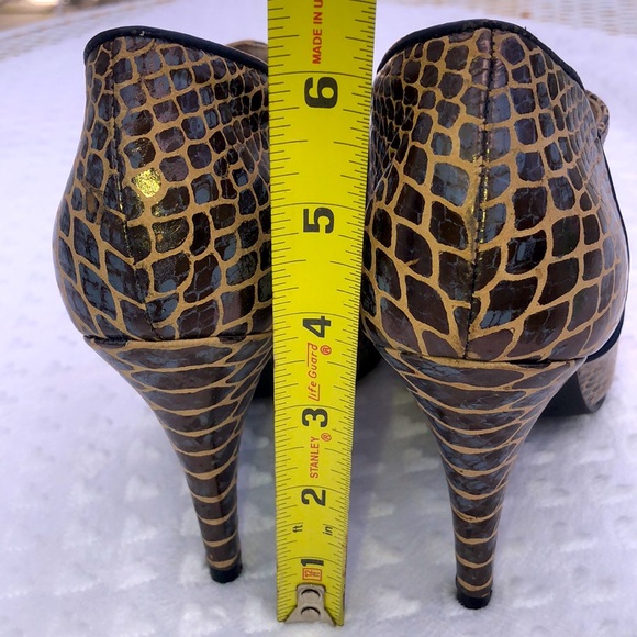 ROCKPORT By ADIDAS Leather Snakeskin Print Booties Heels Shoes Size 6 - Picture 6 of 17